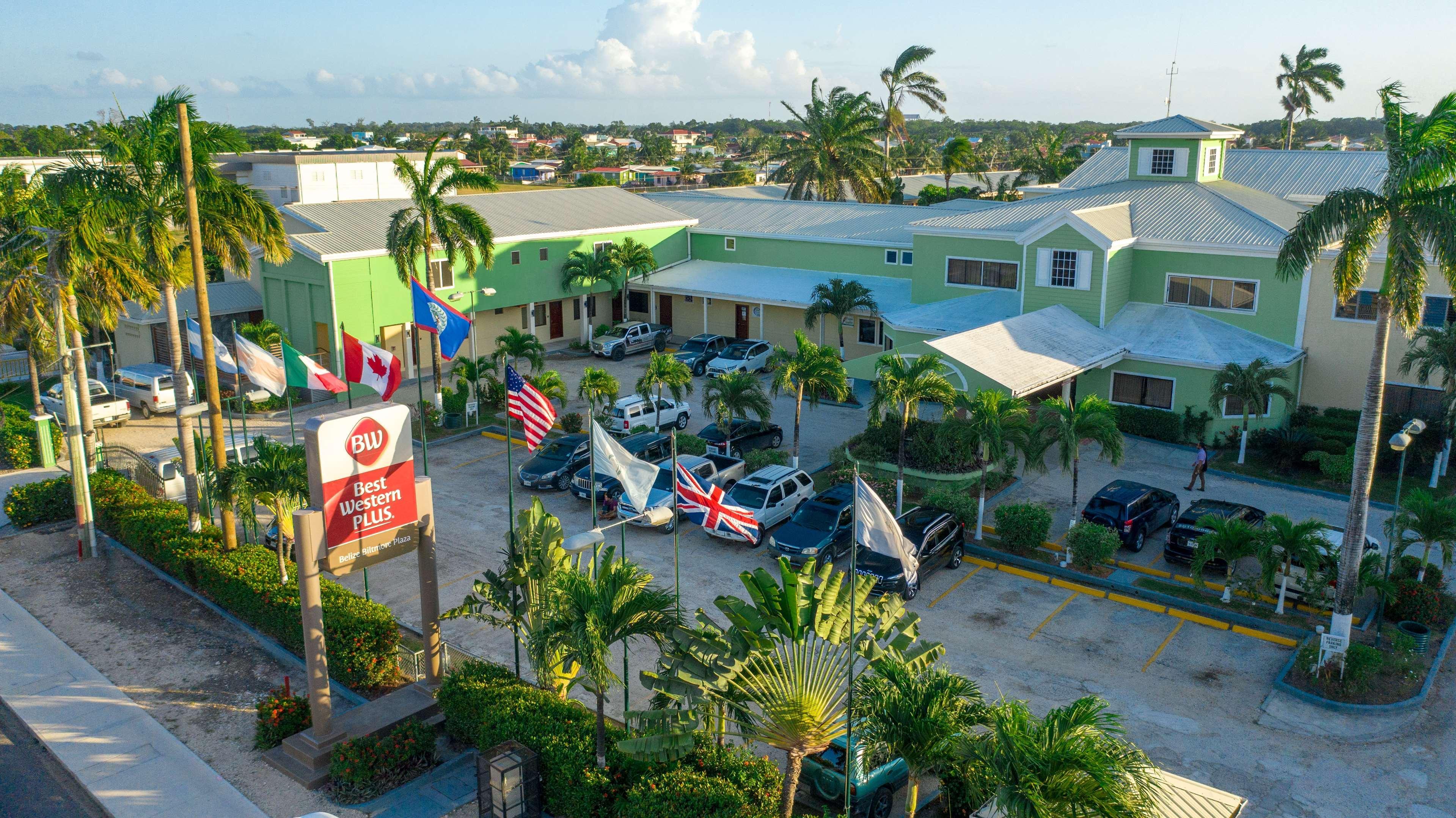 Best Western Plus Belize Biltmore Plaza Белиз Сити Екстериор снимка